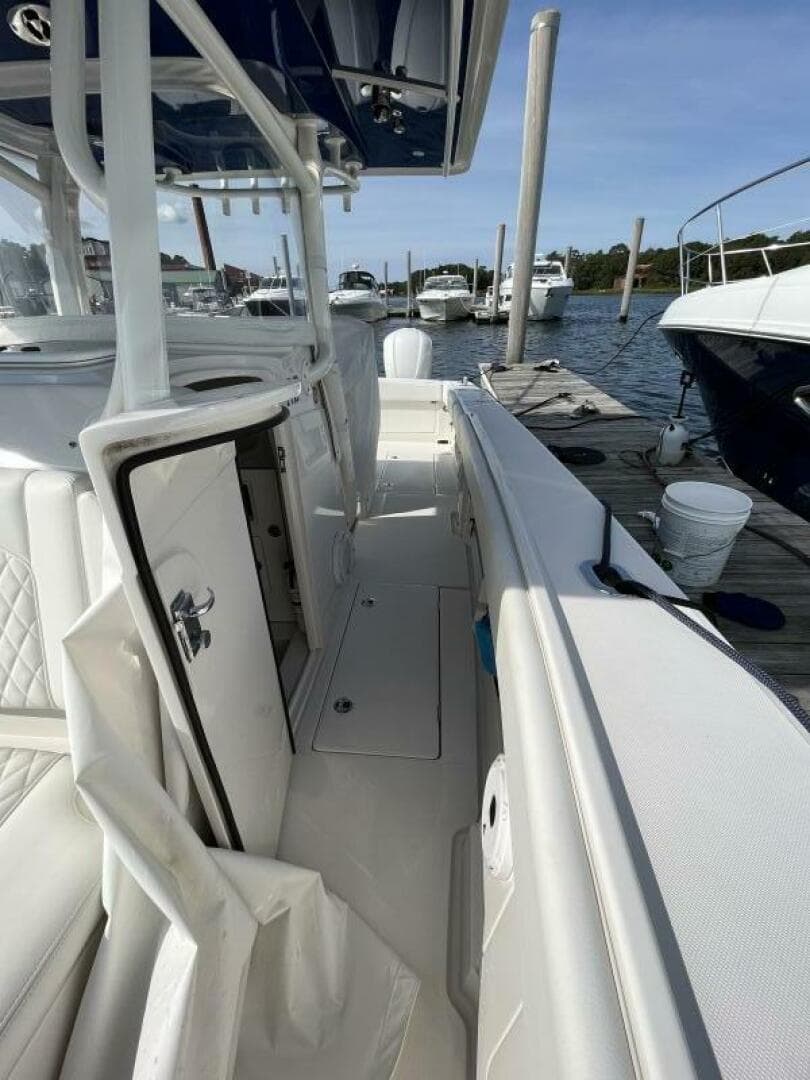 2020 Jupiter 34 C/c — photo 21