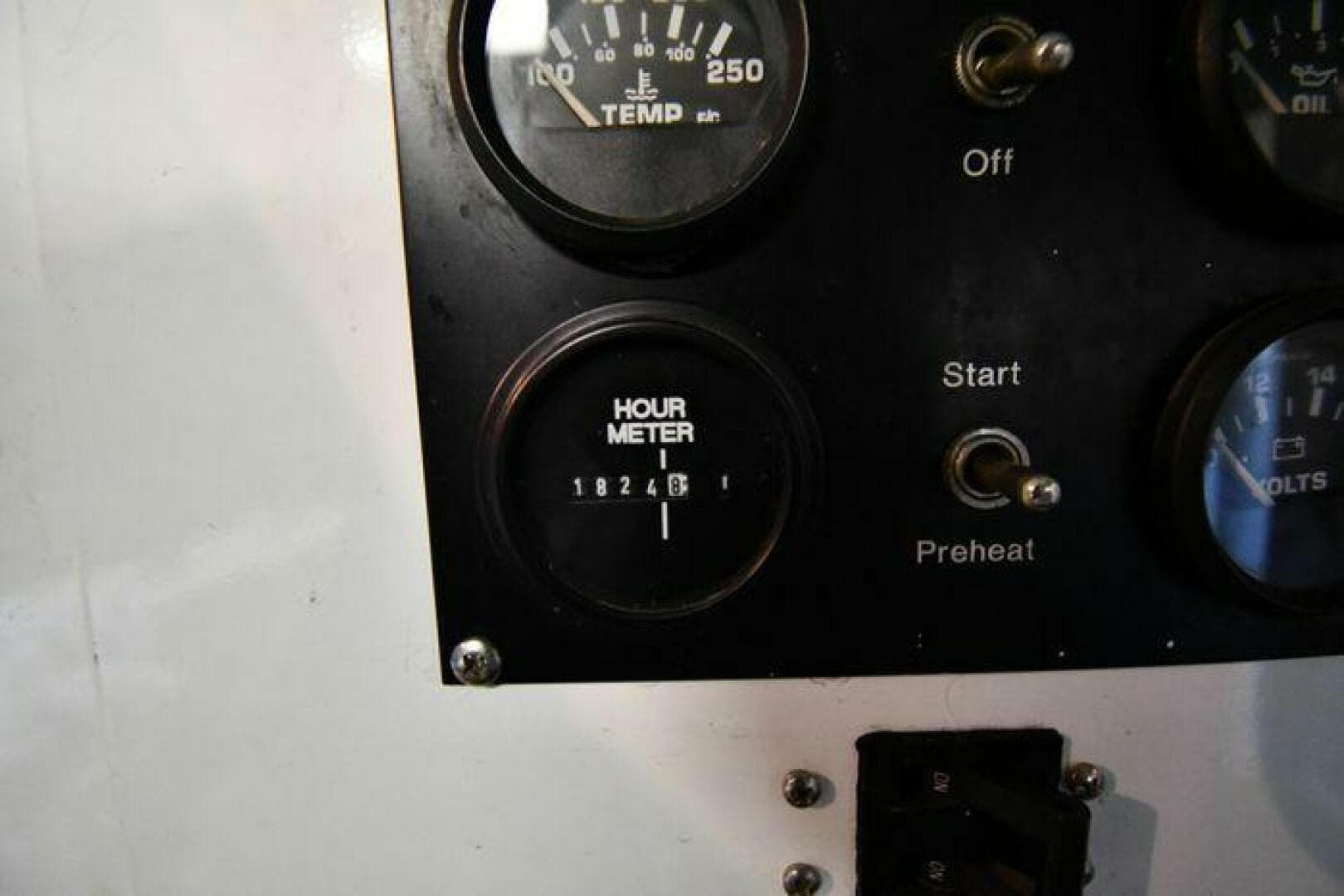 1986 Lowland 64 Pilot House Long Range — photo 174