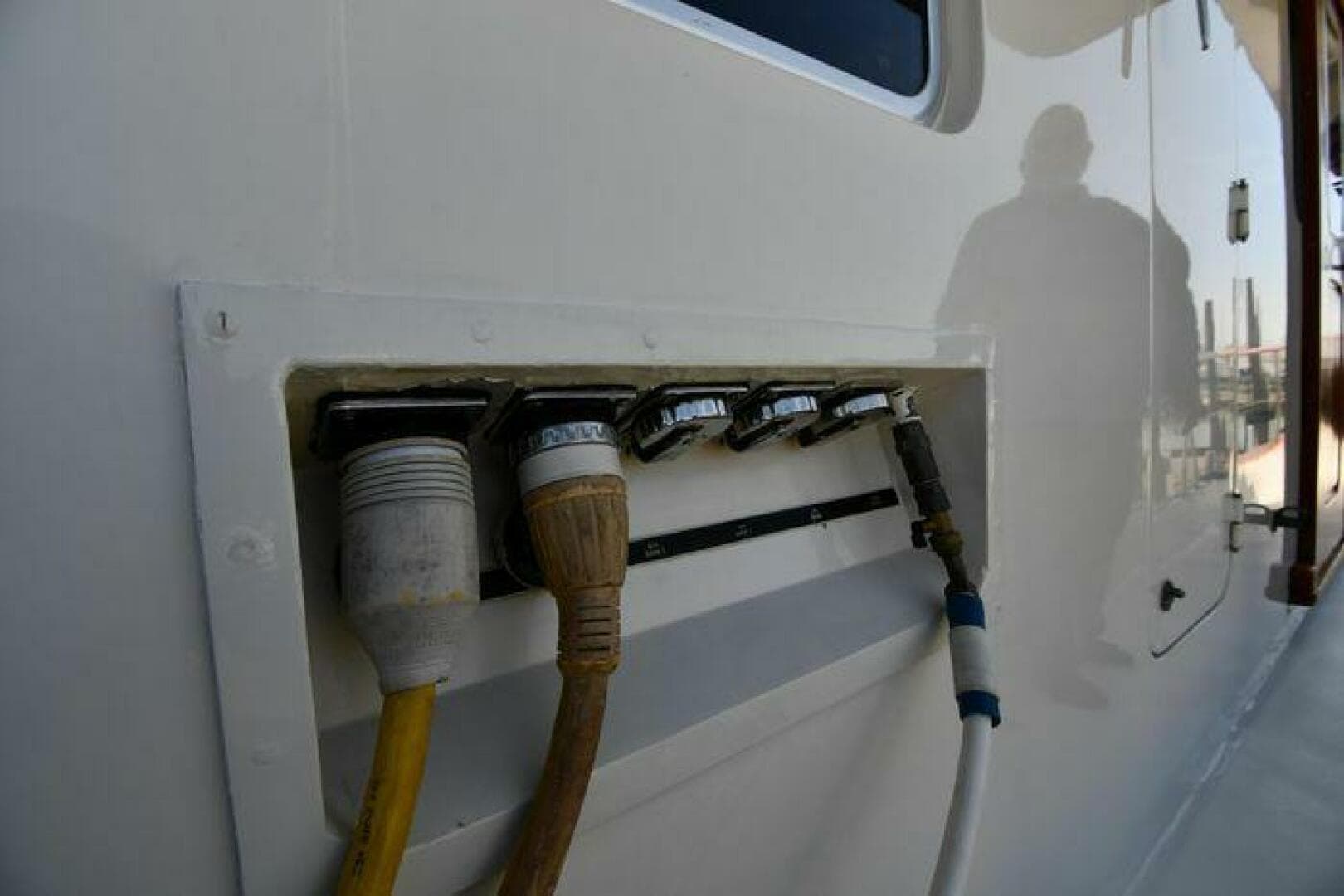 1986 Lowland 64 Pilot House Long Range — photo 197