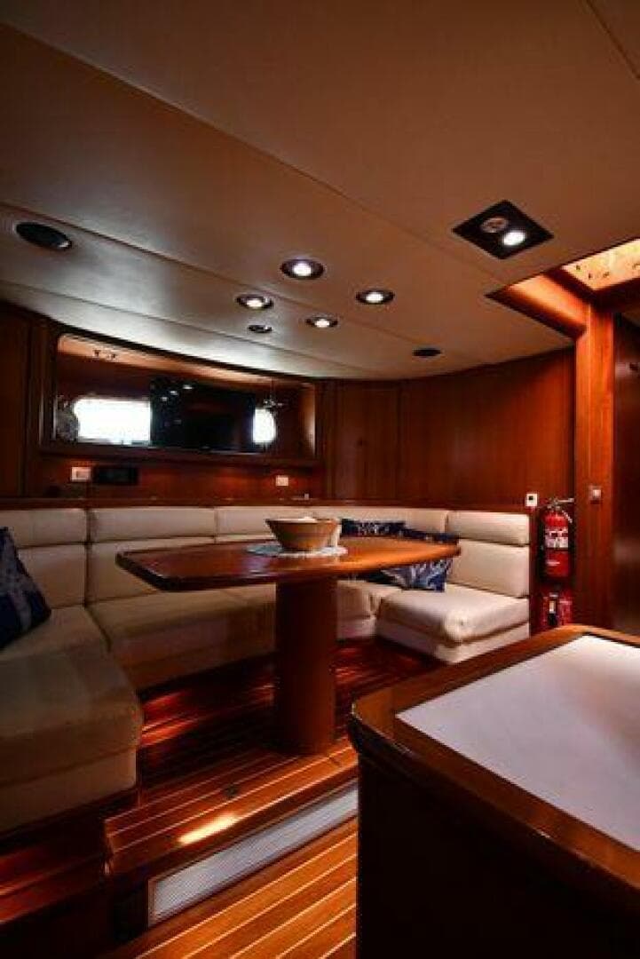 1986 Lowland 64 Pilot House Long Range — photo 105