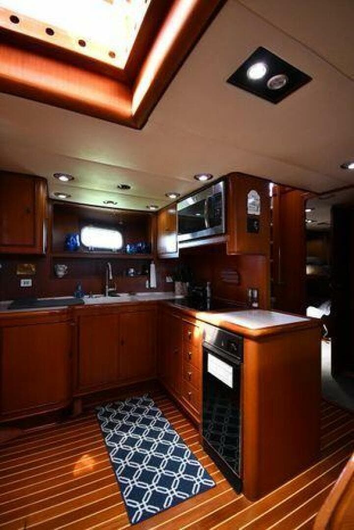 1986 Lowland 64 Pilot House Long Range — photo 110