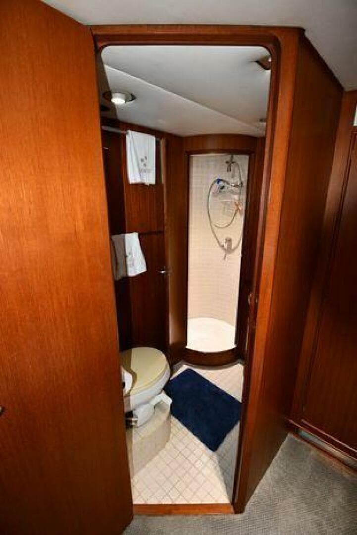 1986 Lowland 64 Pilot House Long Range — photo 126