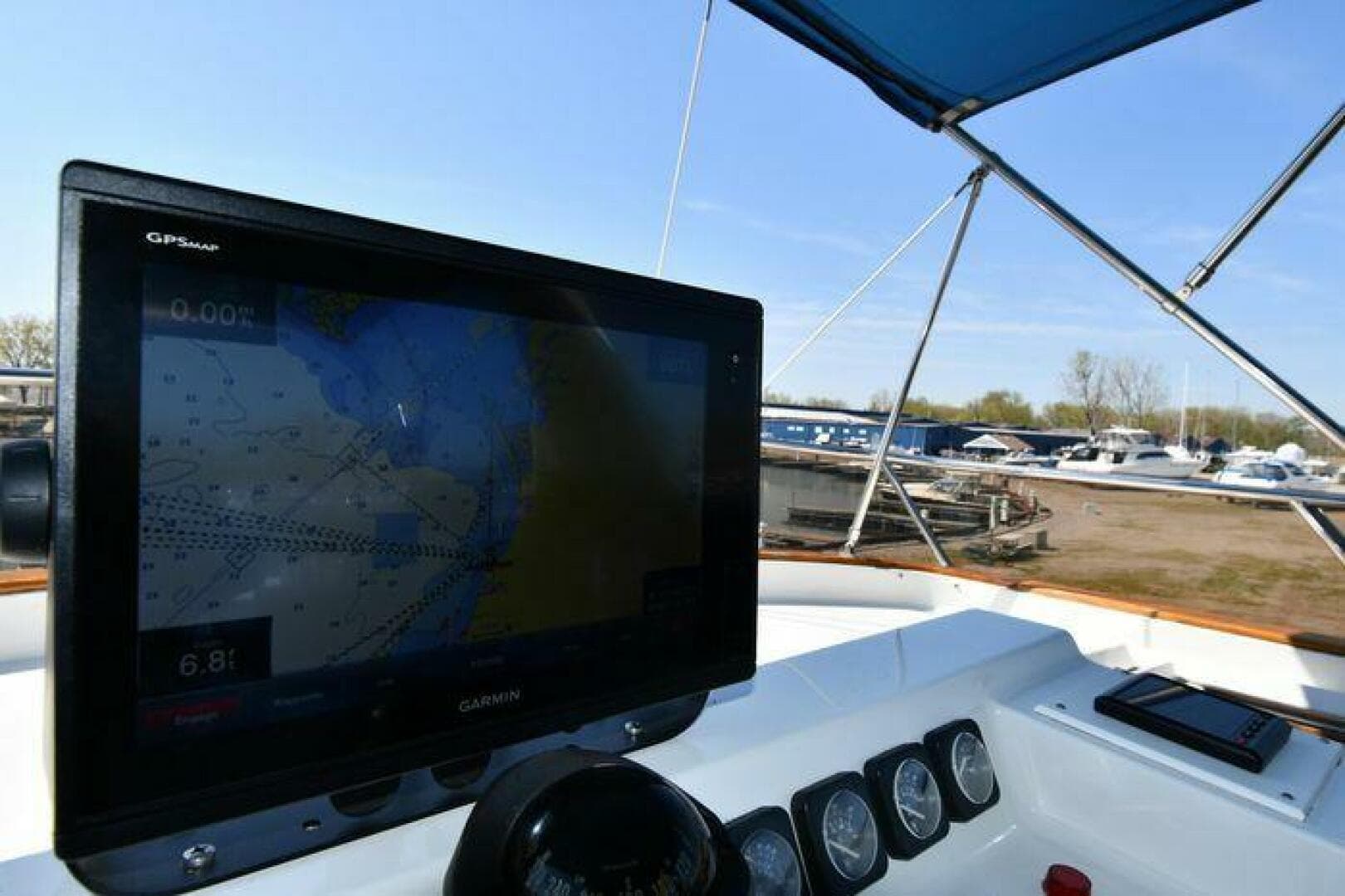 1986 Lowland 64 Pilot House Long Range — photo 39