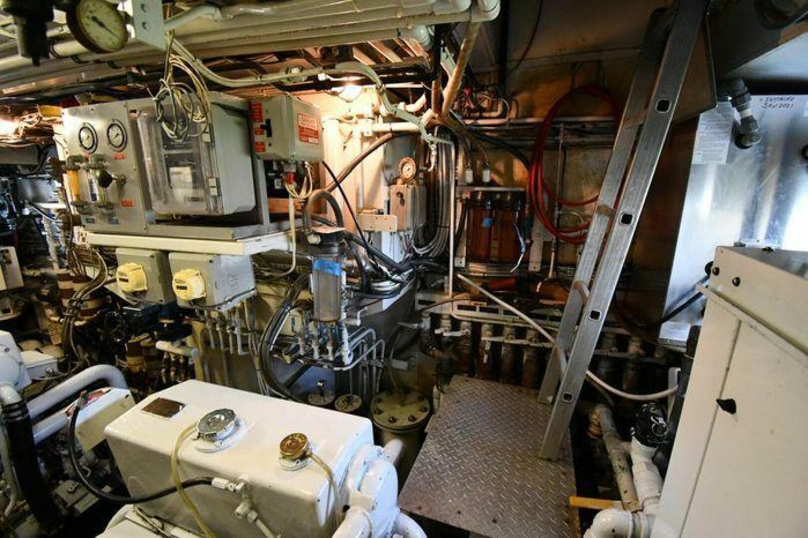 1986 Lowland 64 Pilot House Long Range — photo 175