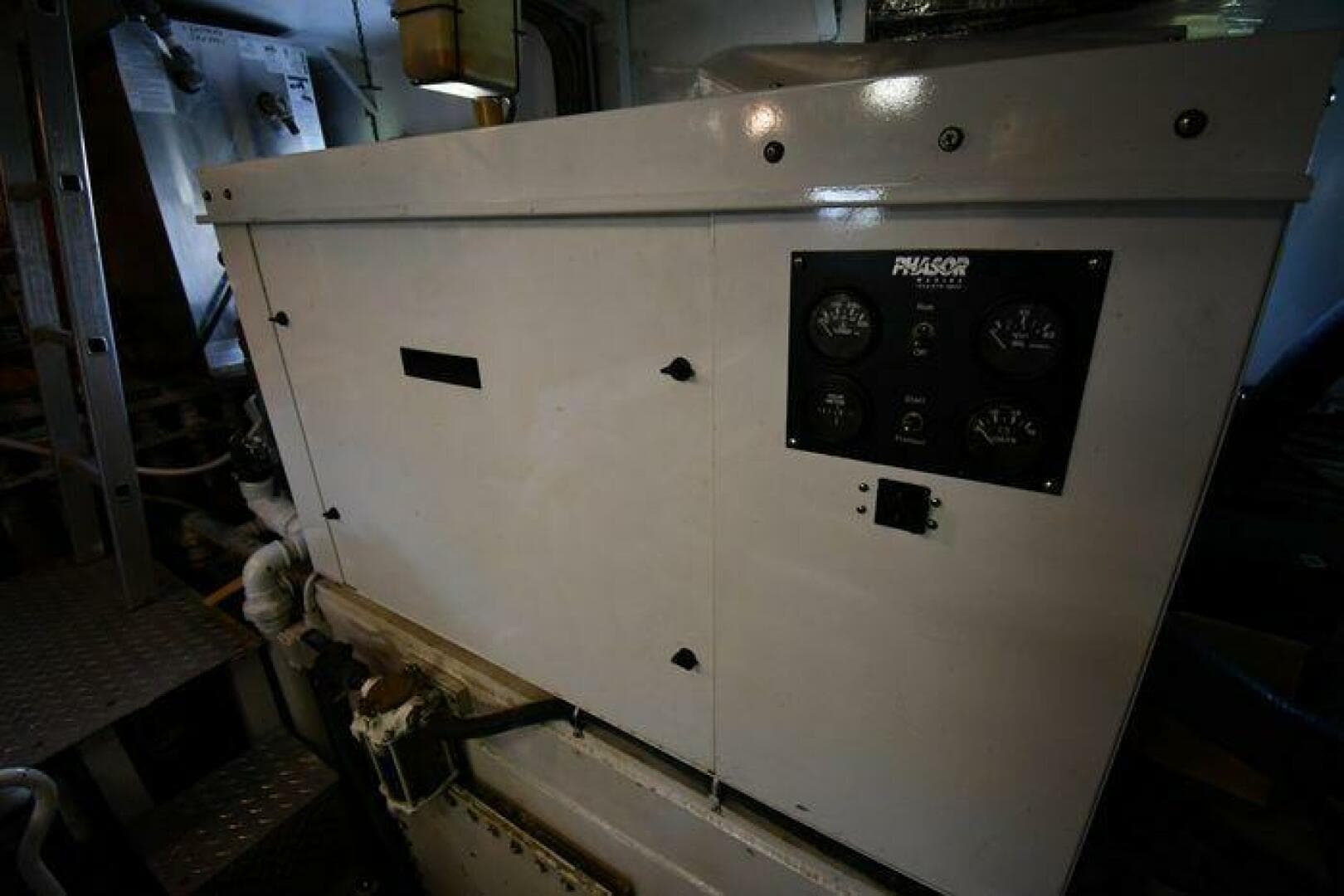 1986 Lowland 64 Pilot House Long Range — photo 173