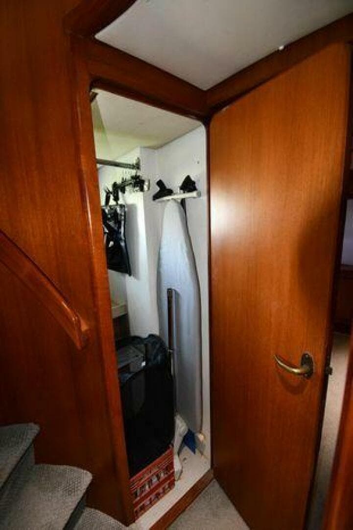 1986 Lowland 64 Pilot House Long Range — photo 140