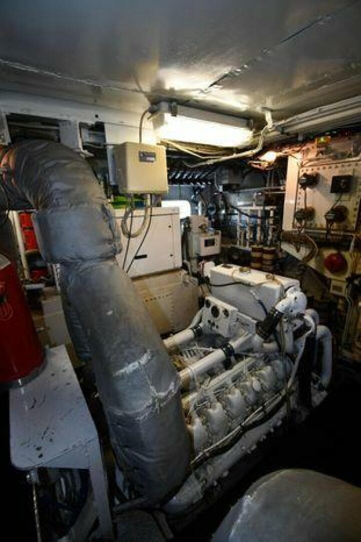 1986 Lowland 64 Pilot House Long Range — photo 155