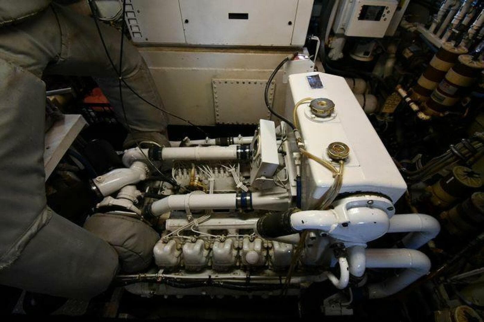 1986 Lowland 64 Pilot House Long Range — photo 156