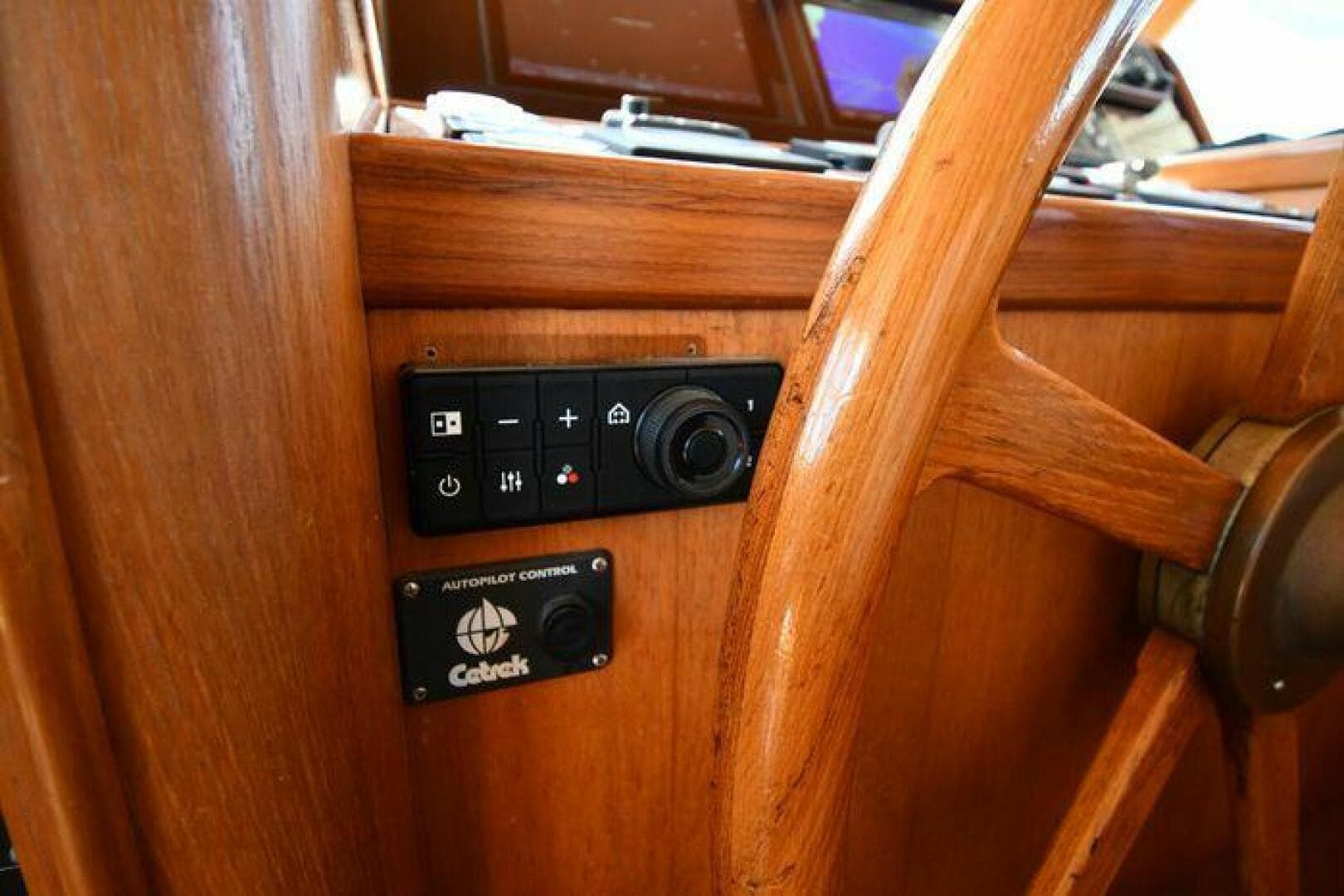 1986 Lowland 64 Pilot House Long Range — photo 81