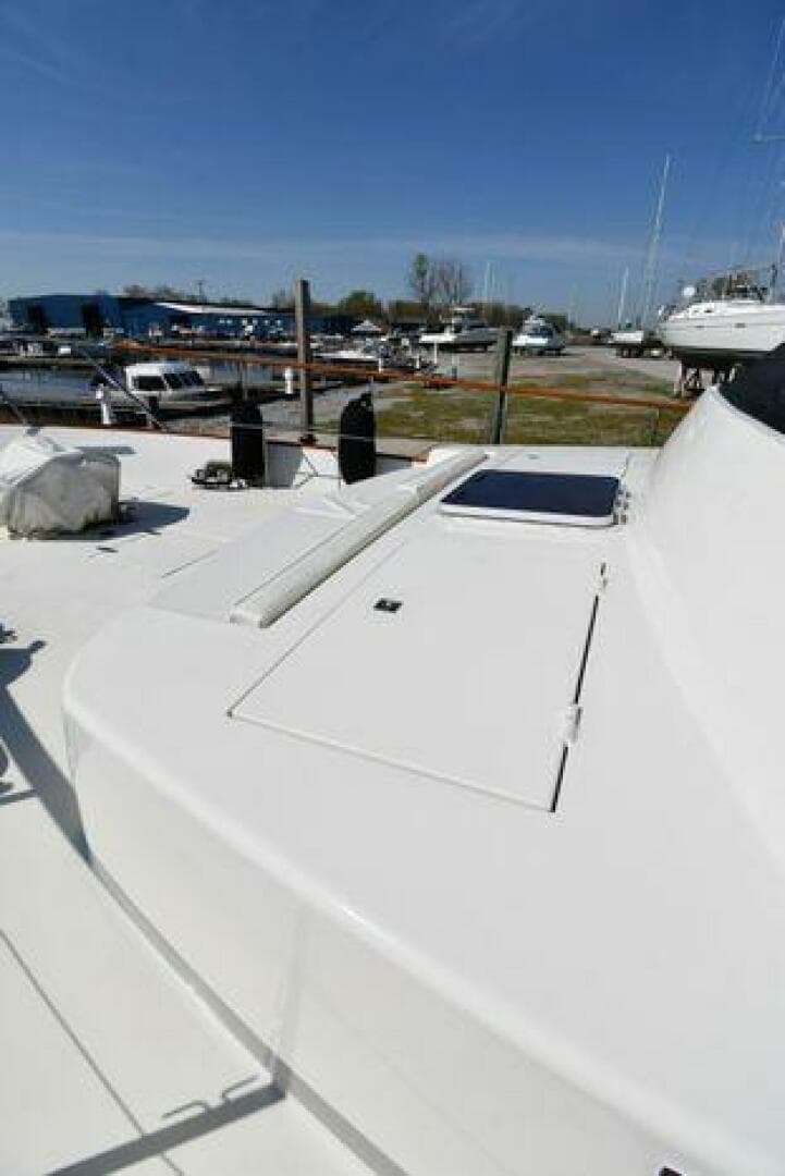 1986 Lowland 64 Pilot House Long Range — photo 17