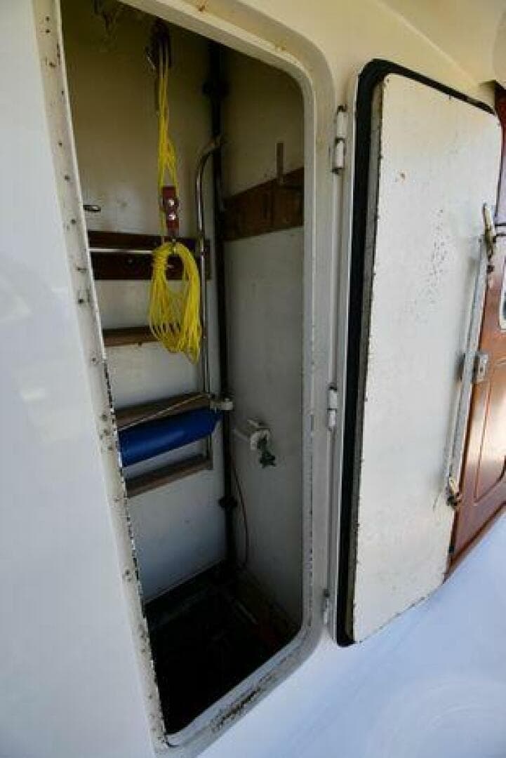 1986 Lowland 64 Pilot House Long Range — photo 198