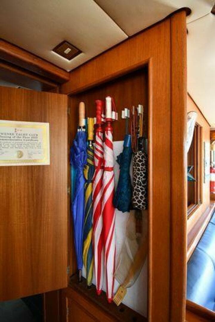 1986 Lowland 64 Pilot House Long Range — photo 194