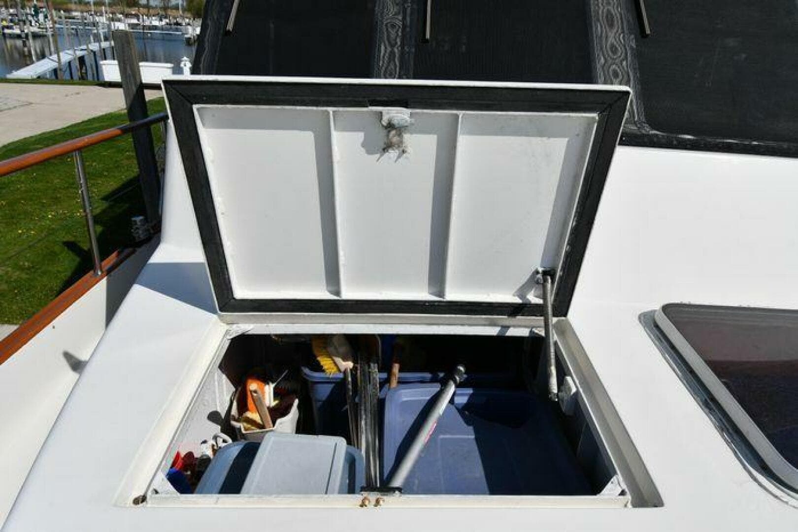 1986 Lowland 64 Pilot House Long Range — photo 203