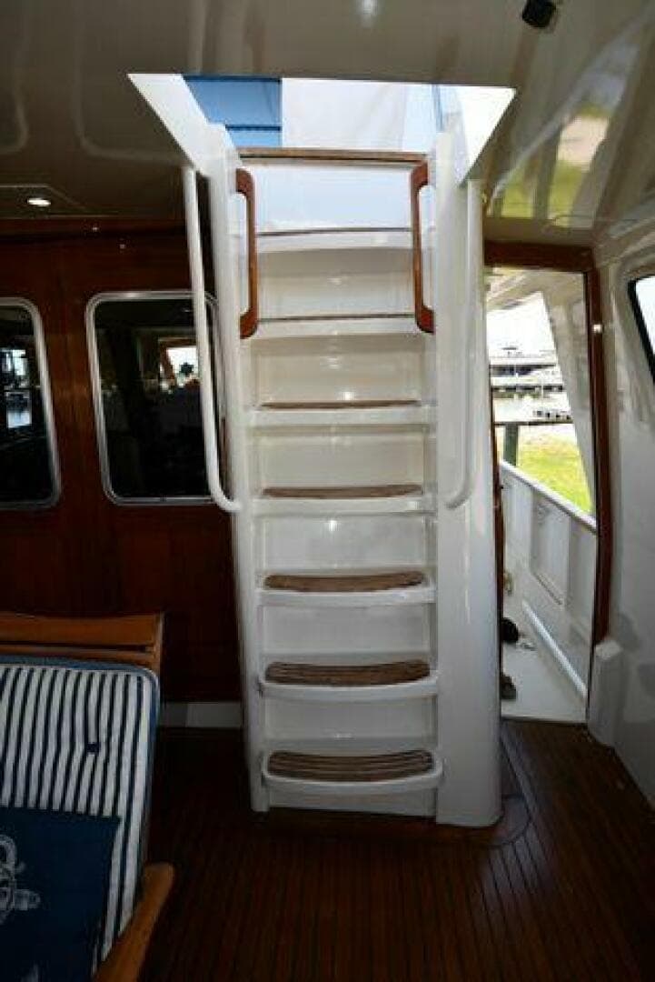 1986 Lowland 64 Pilot House Long Range — photo 29