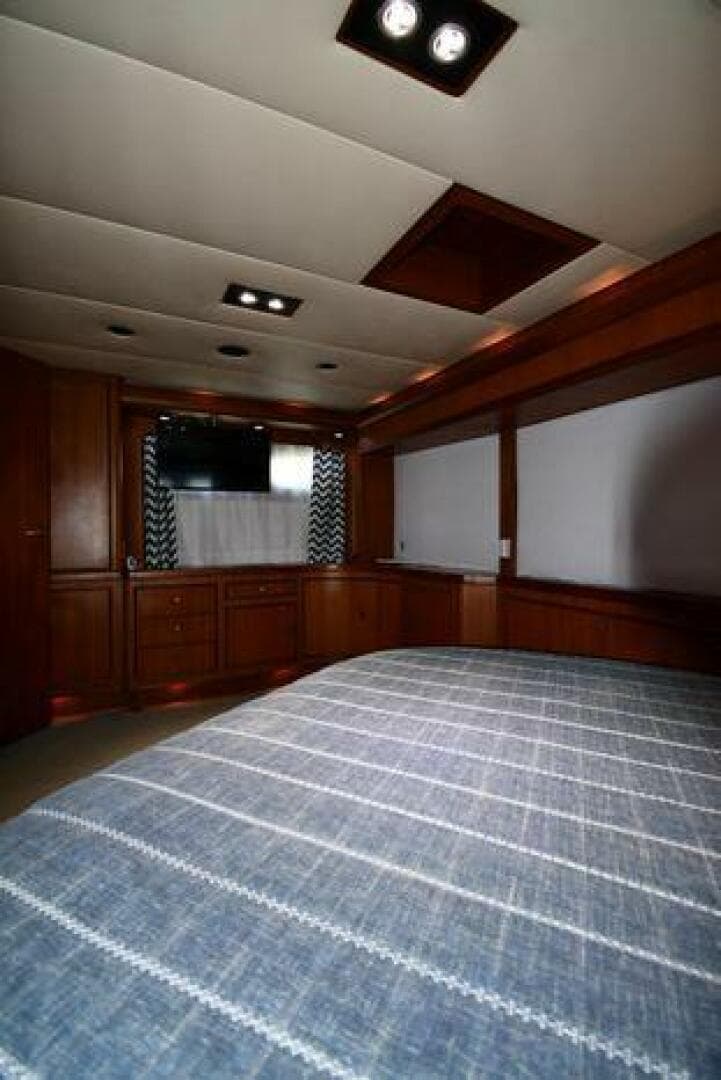 1986 Lowland 64 Pilot House Long Range — photo 144