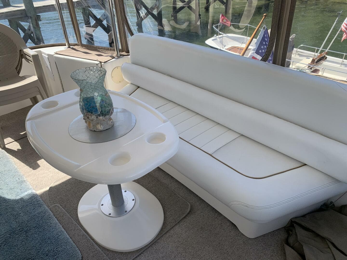 1997 Sea Ray 420 Aft Cabin — photo 46