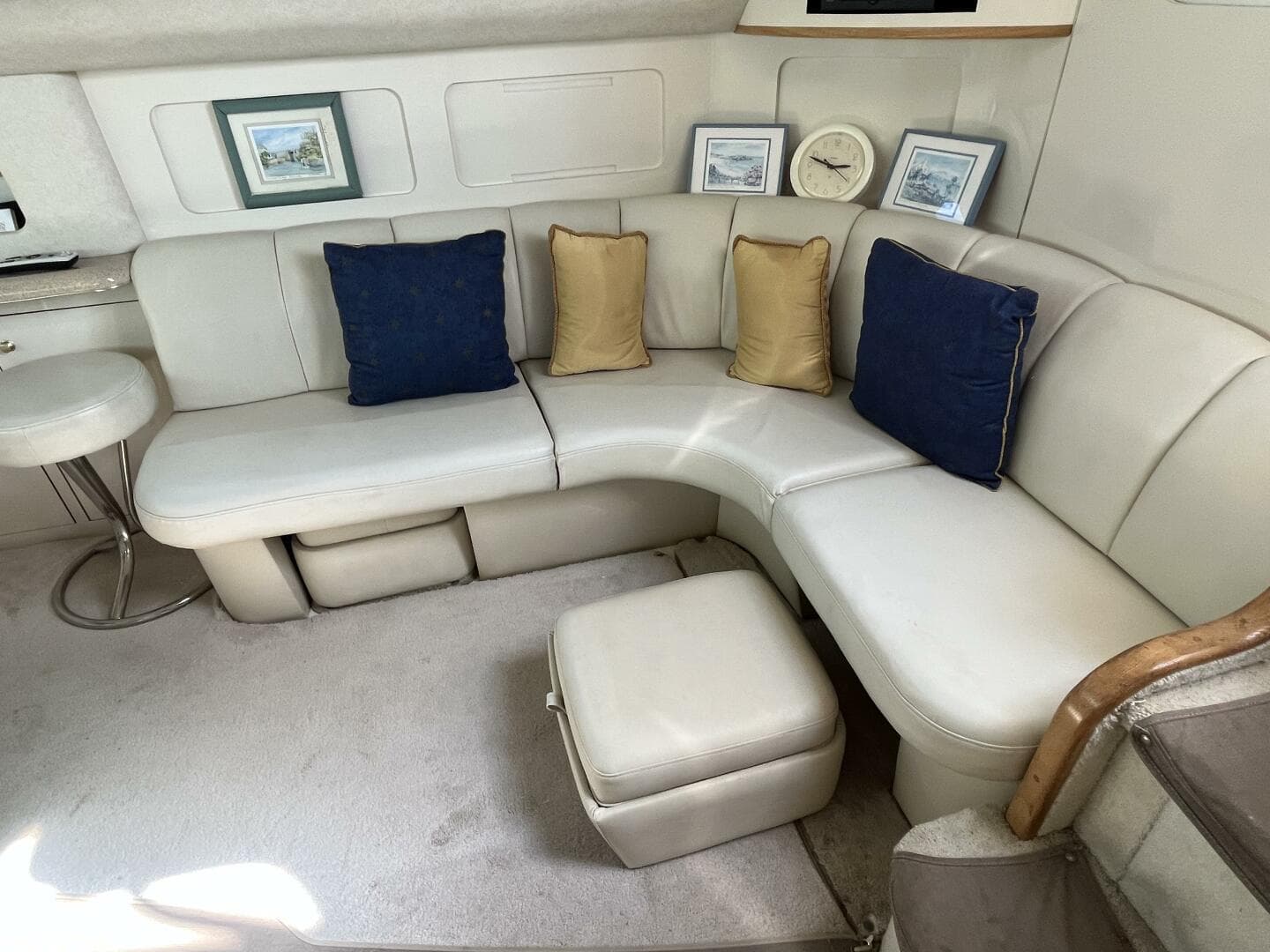 1997 Sea Ray 420 Aft Cabin — photo 60