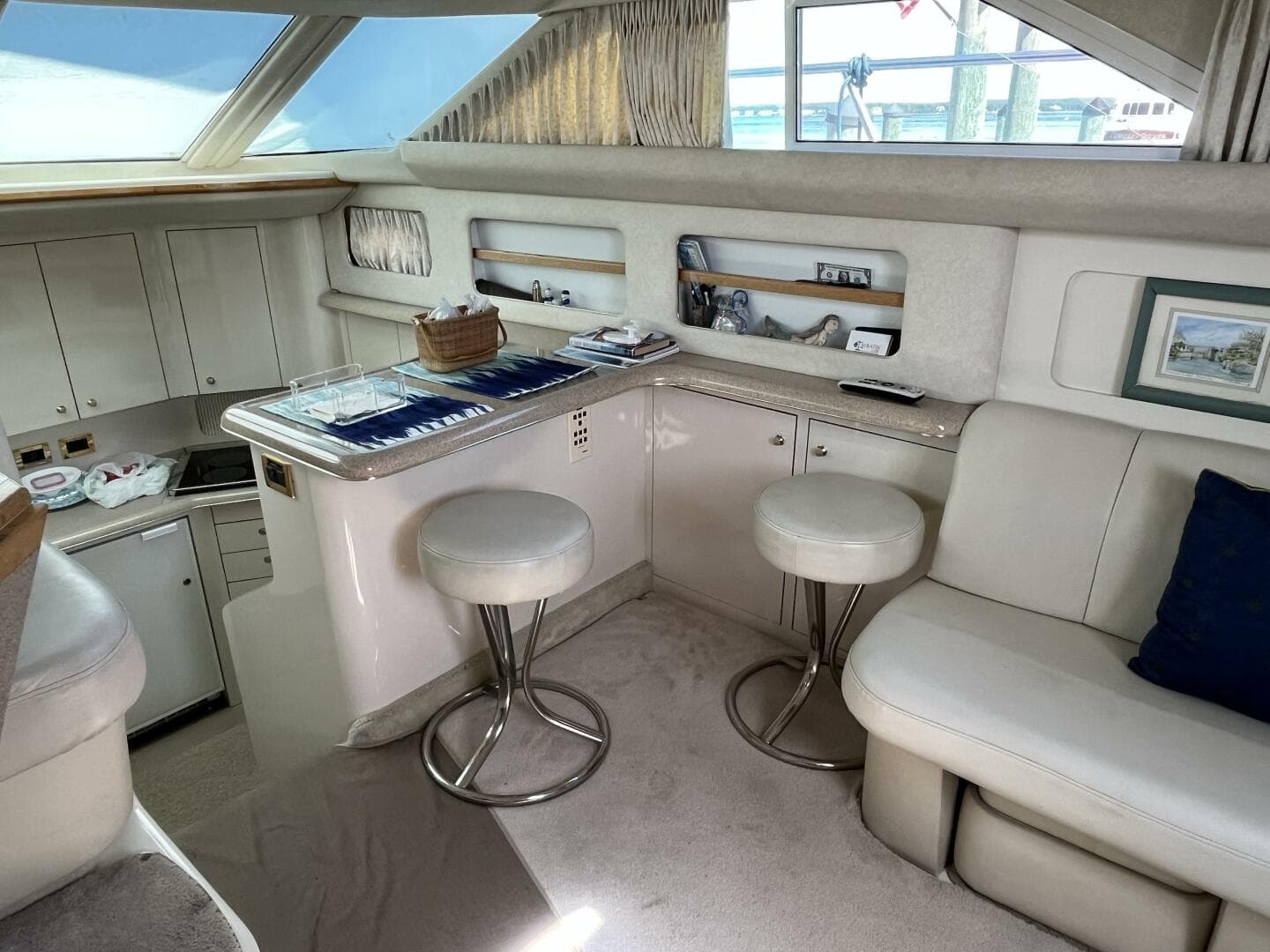 1997 Sea Ray 420 Aft Cabin — photo 65