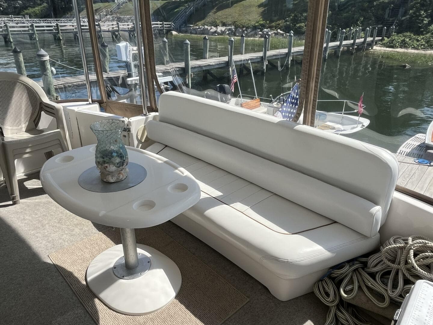 1997 Sea Ray 420 Aft Cabin — photo 44