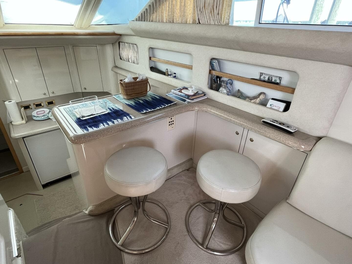 1997 Sea Ray 420 Aft Cabin — photo 66