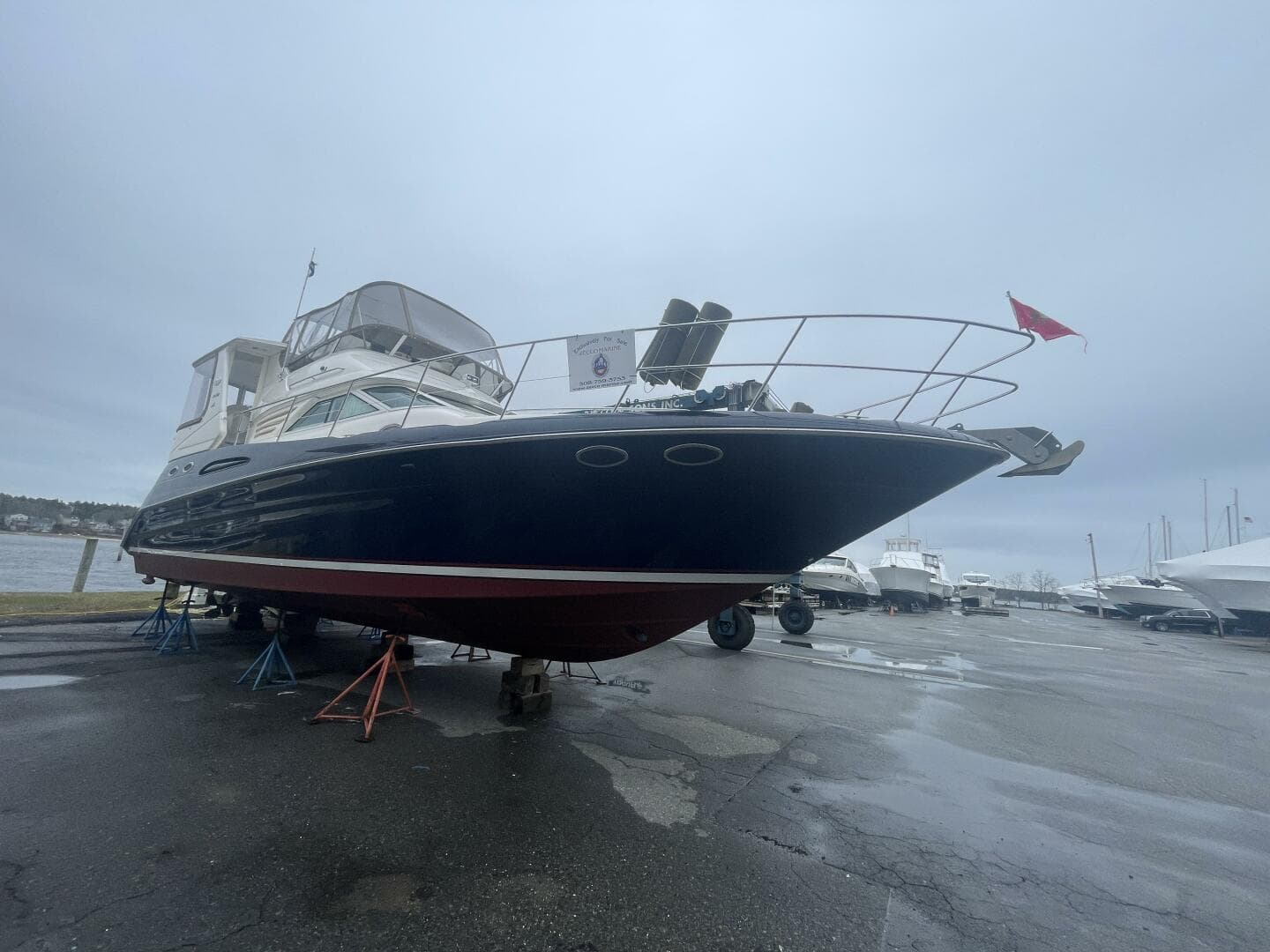 1997 Sea Ray 420 Aft Cabin — photo 9
