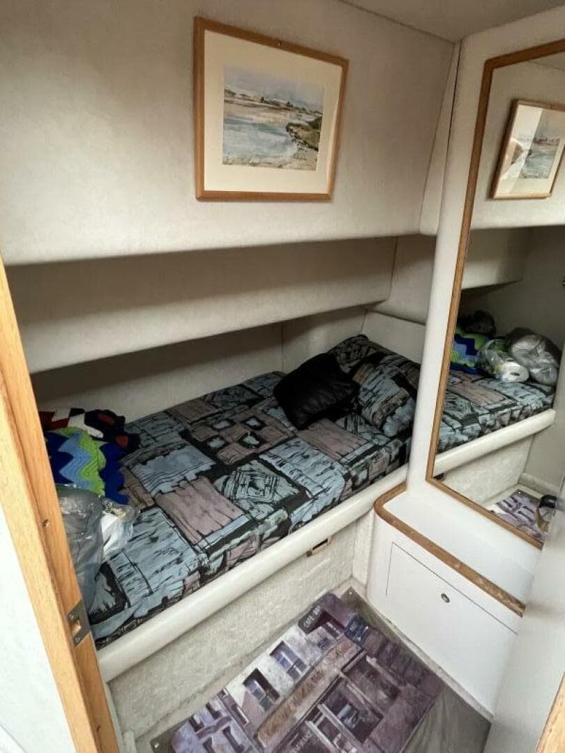 1997 Sea Ray 420 Aft Cabin — photo 98