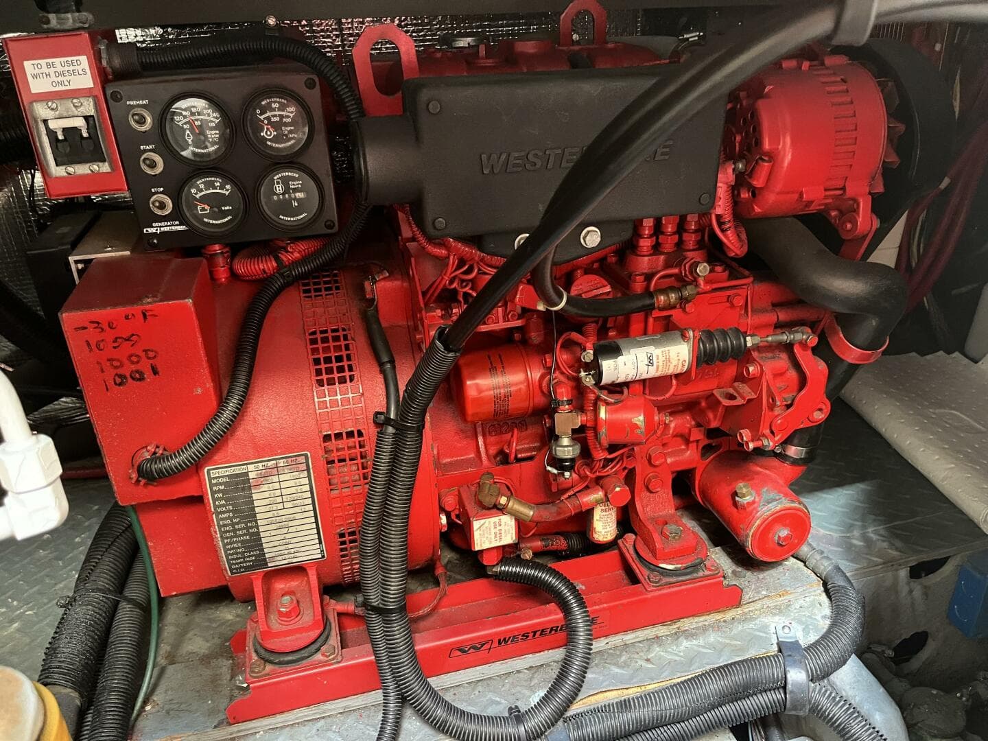 1997 Sea Ray 420 Aft Cabin — photo 119