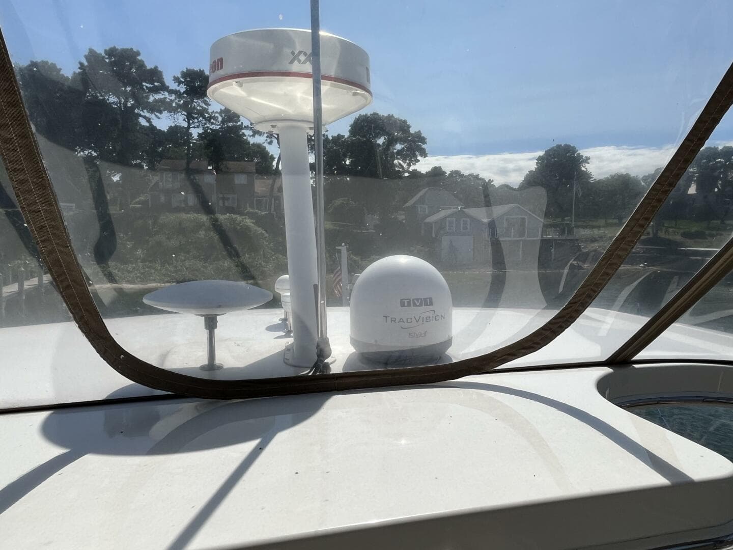 1997 Sea Ray 420 Aft Cabin — photo 26