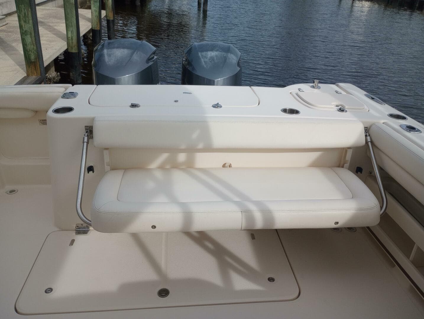 2016 Grady-White 307 Freedom — photo 3