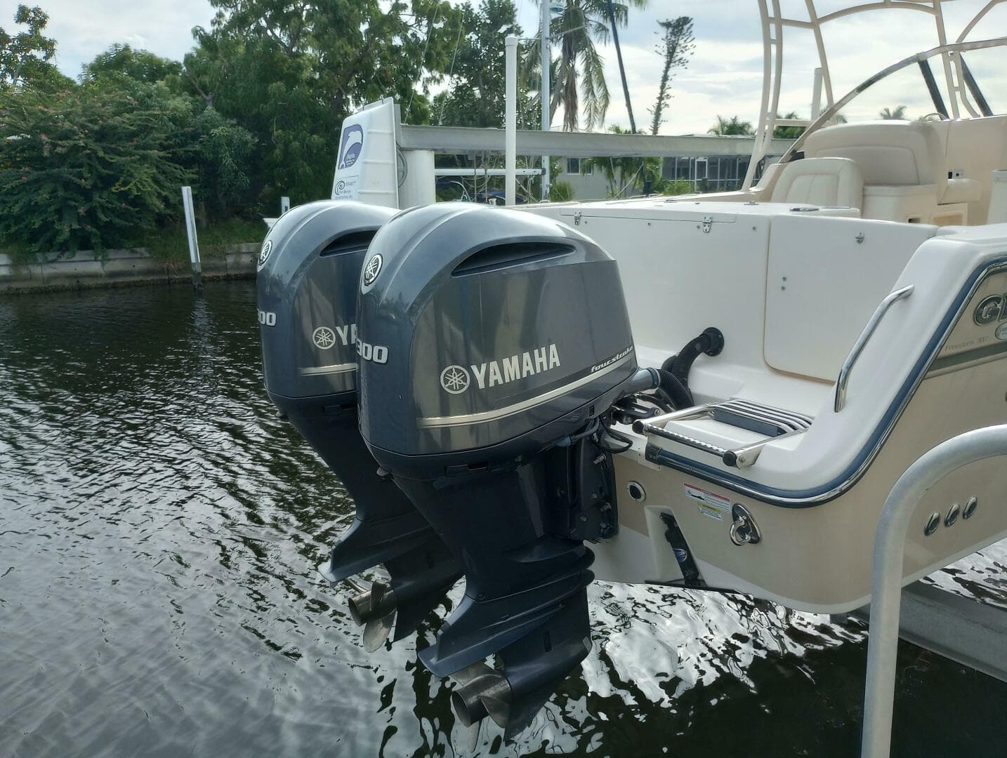 2016 Grady-White 307 Freedom — photo 2