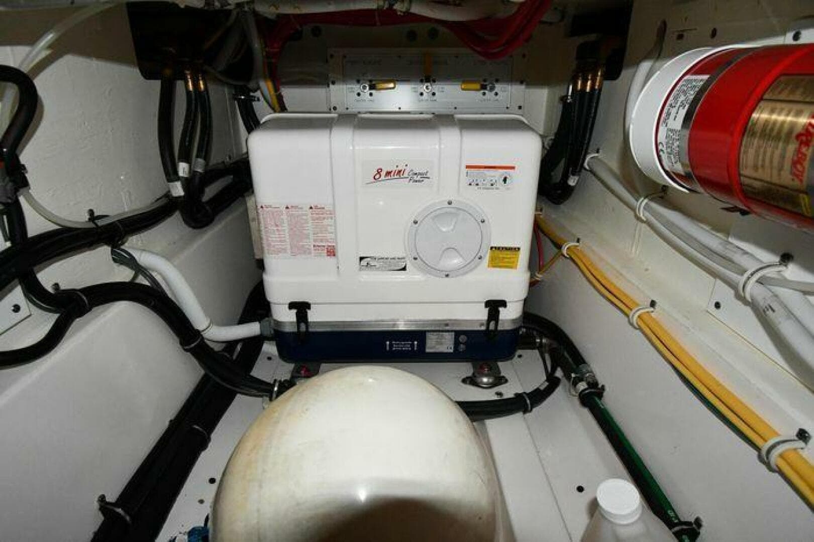 2019 Pursuit S 408 Sport — photo 72