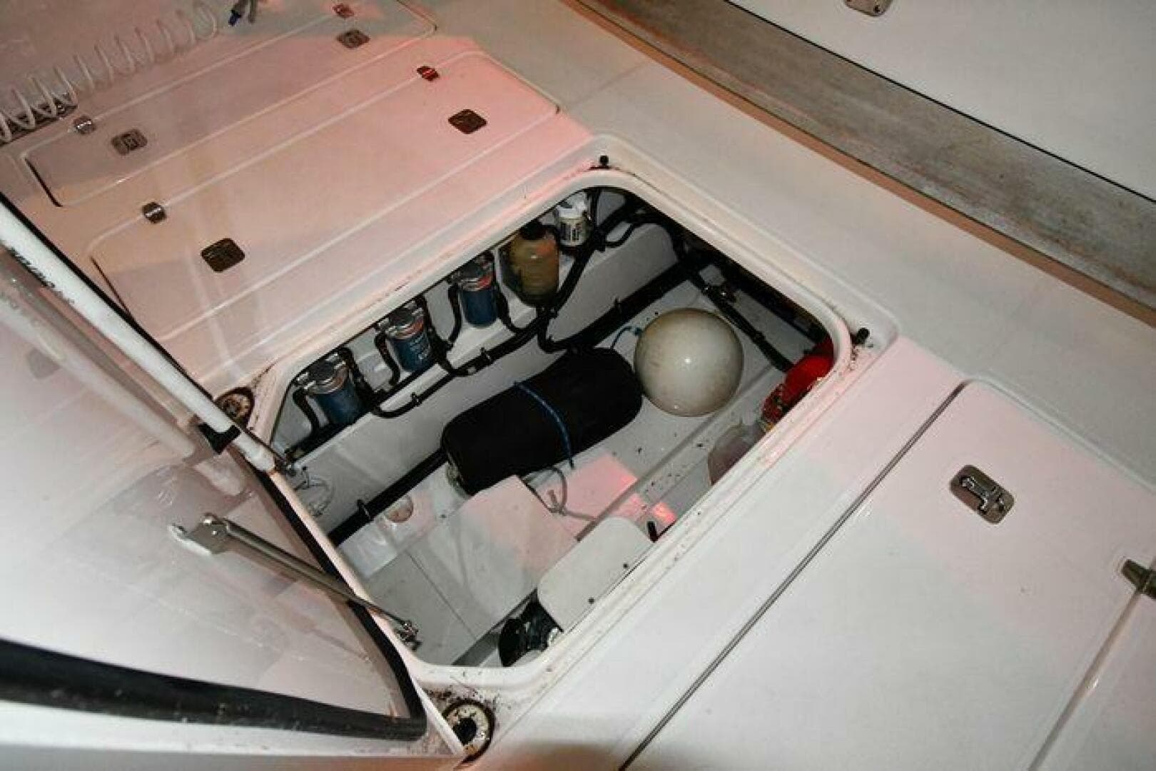 2019 Pursuit S 408 Sport — photo 70