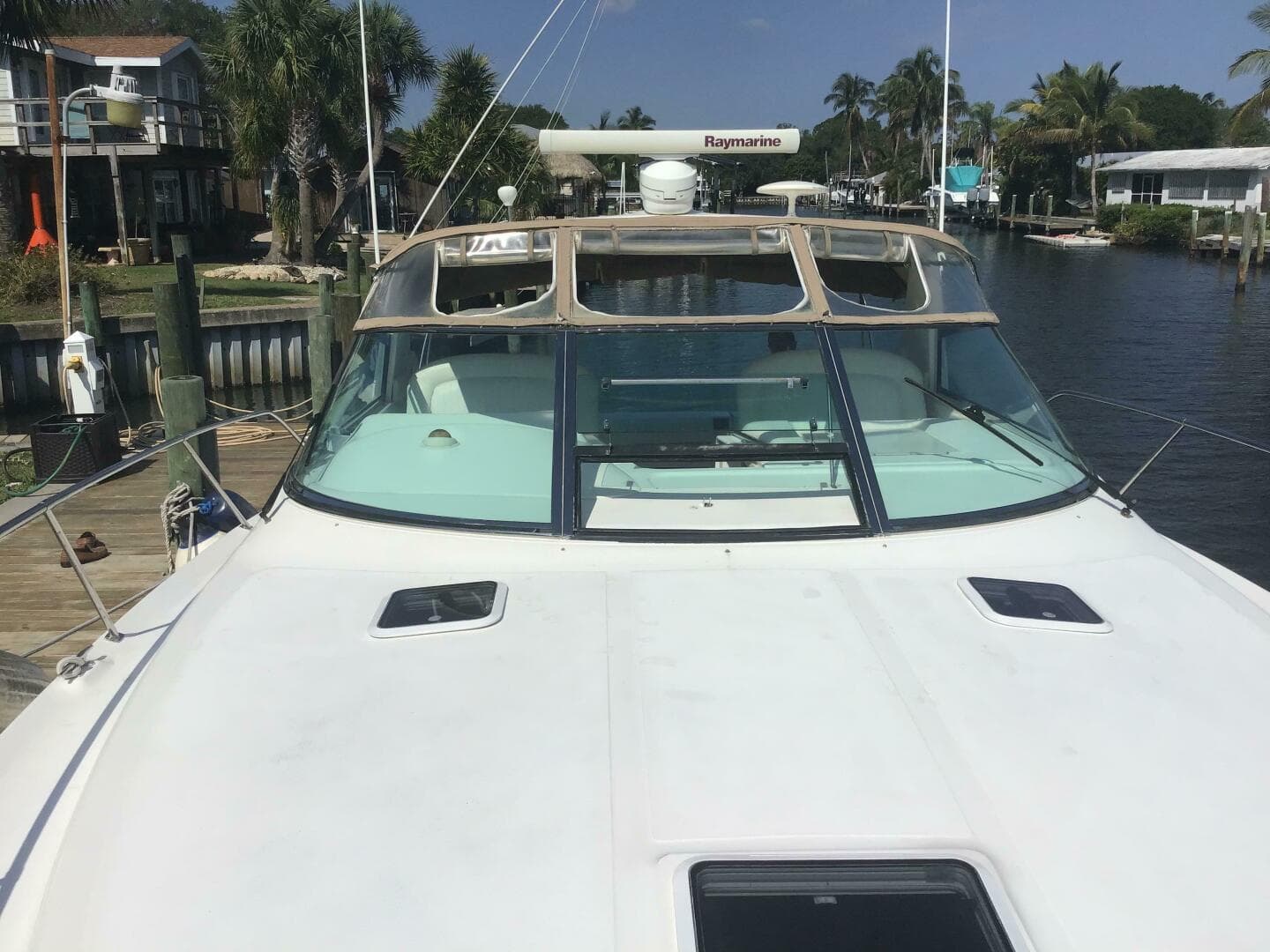 1997 Sea Ray 370 Express — photo 6