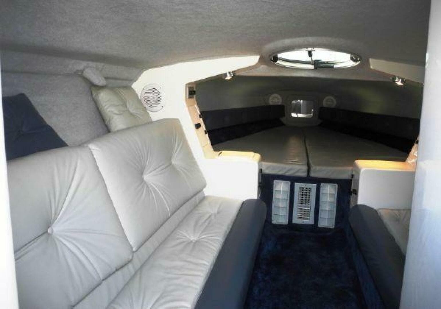 2002 Advantage — photo 14