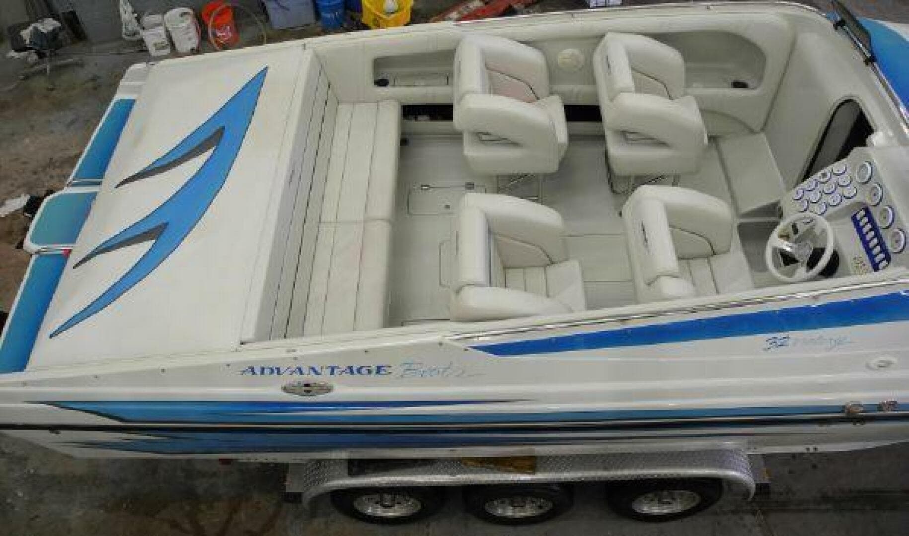 2002 Advantage — photo 5