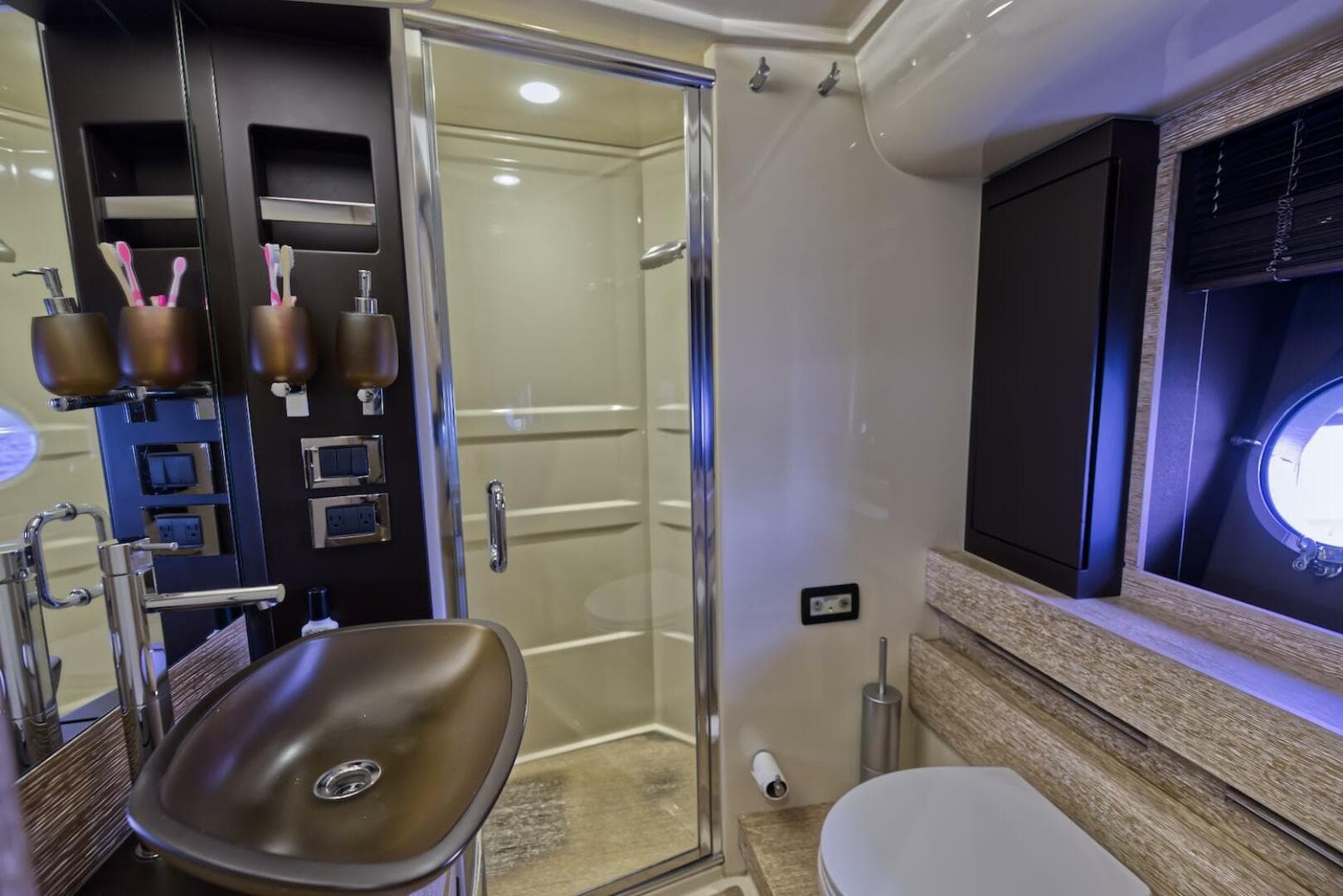 2015 Azimut 64 Flybridge — photo 37