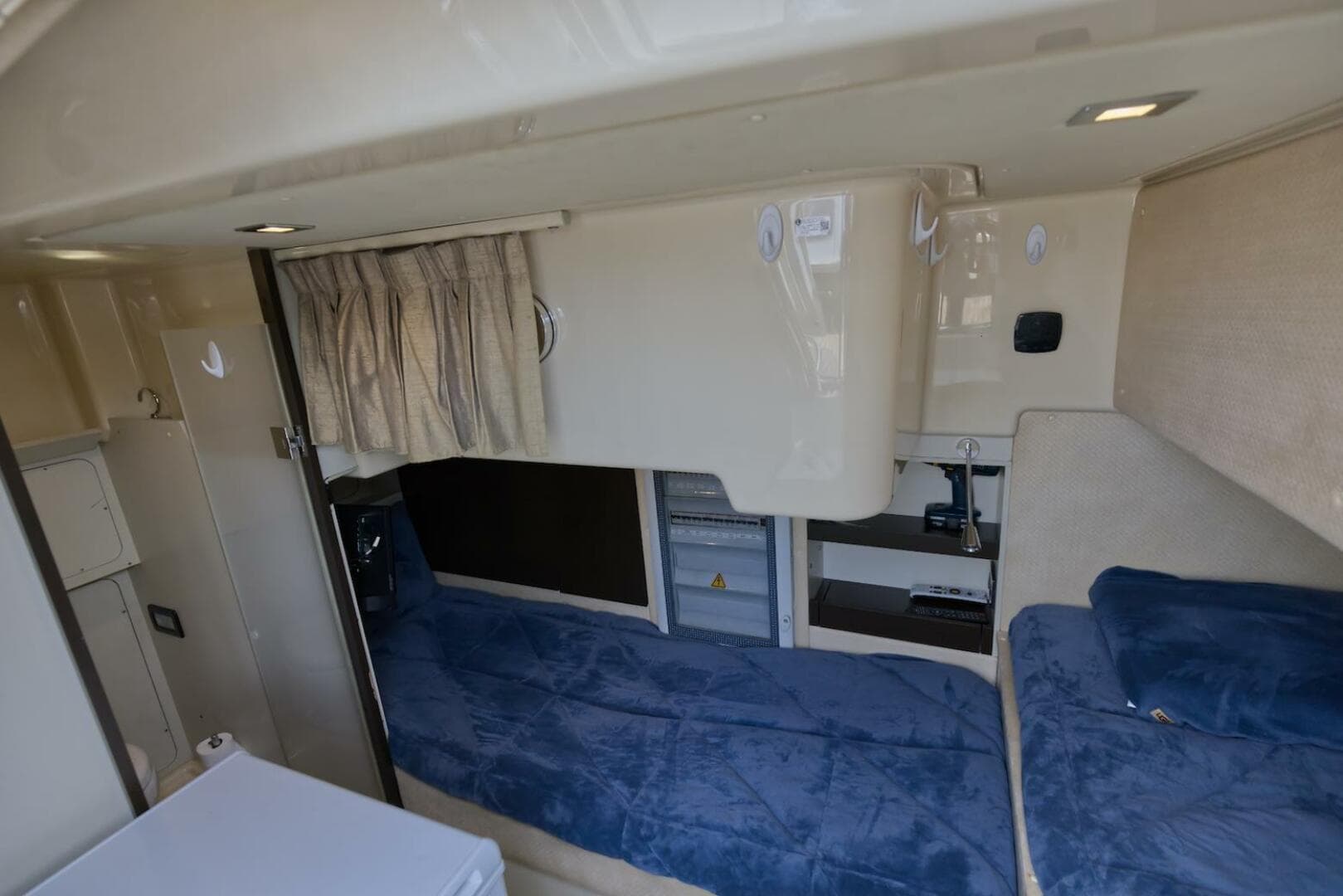 2015 Azimut 64 Flybridge — photo 41