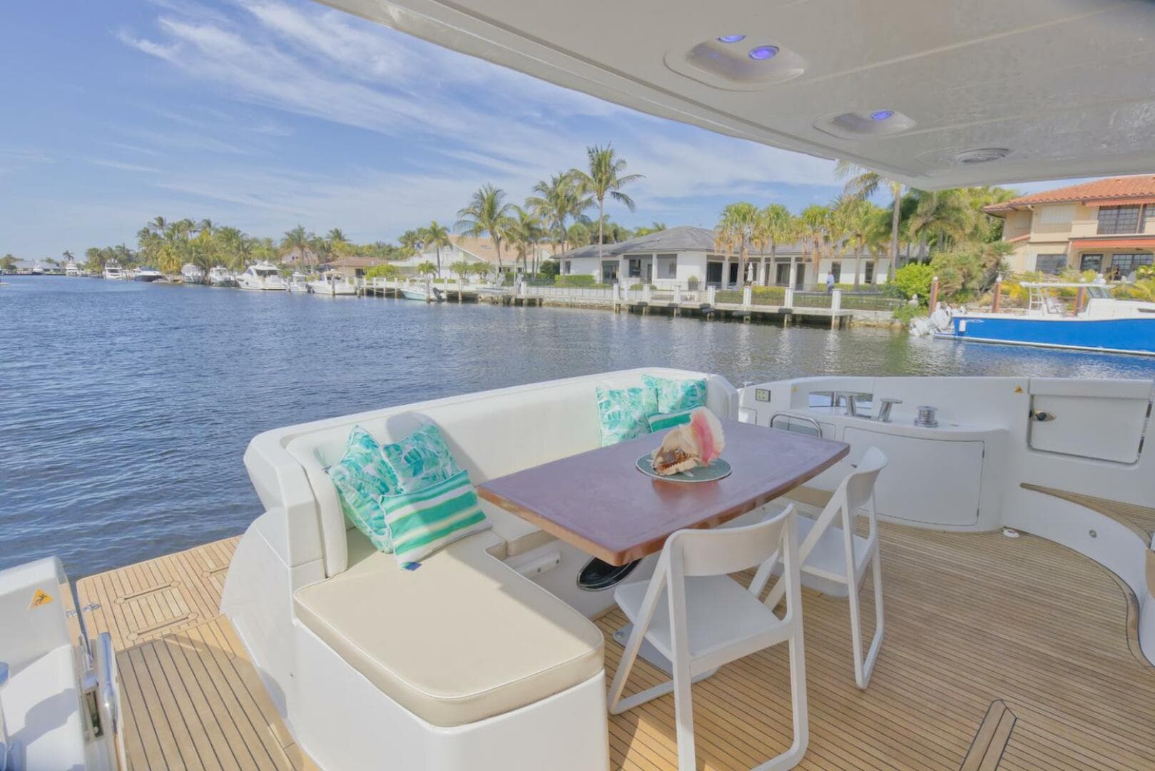 2015 Azimut 64 Flybridge — photo 16