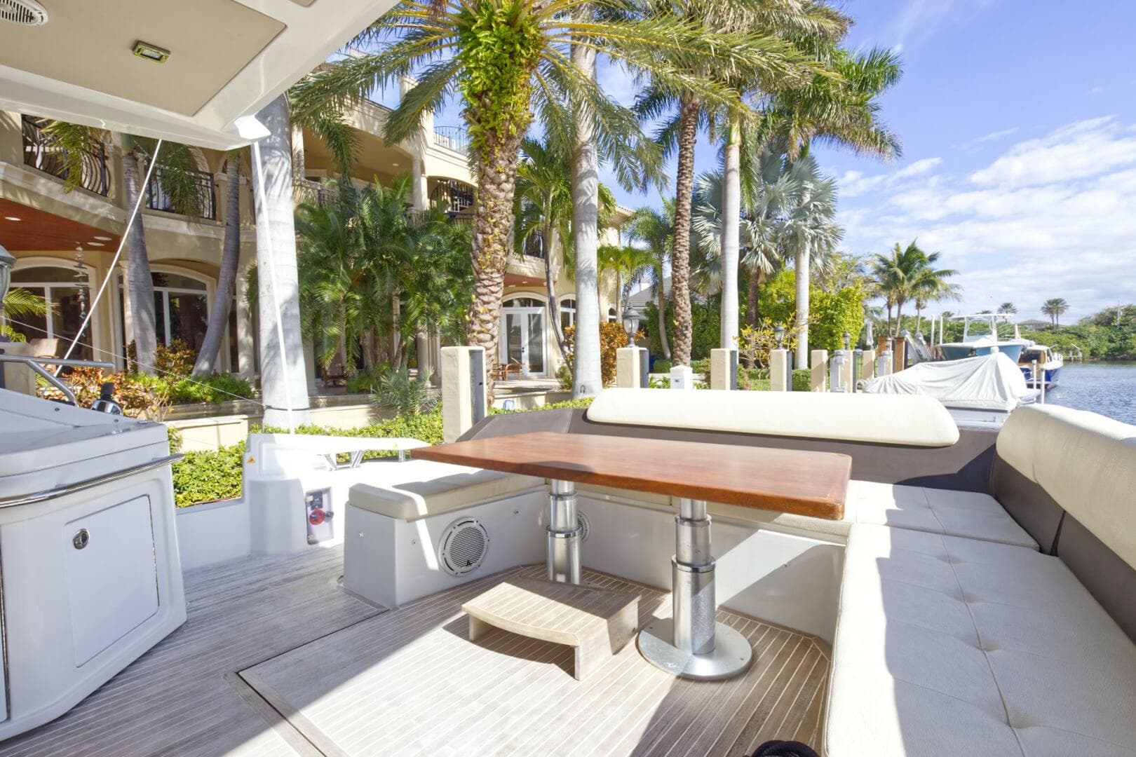 2013 Azimut 55S — photo 13