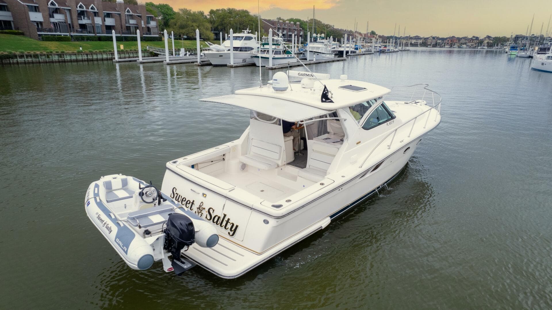 2004 Tiara Yachts 3800 Express — photo 53