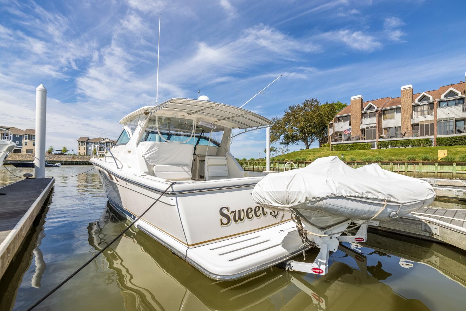 2004 Tiara Yachts 3800 Express — photo 36