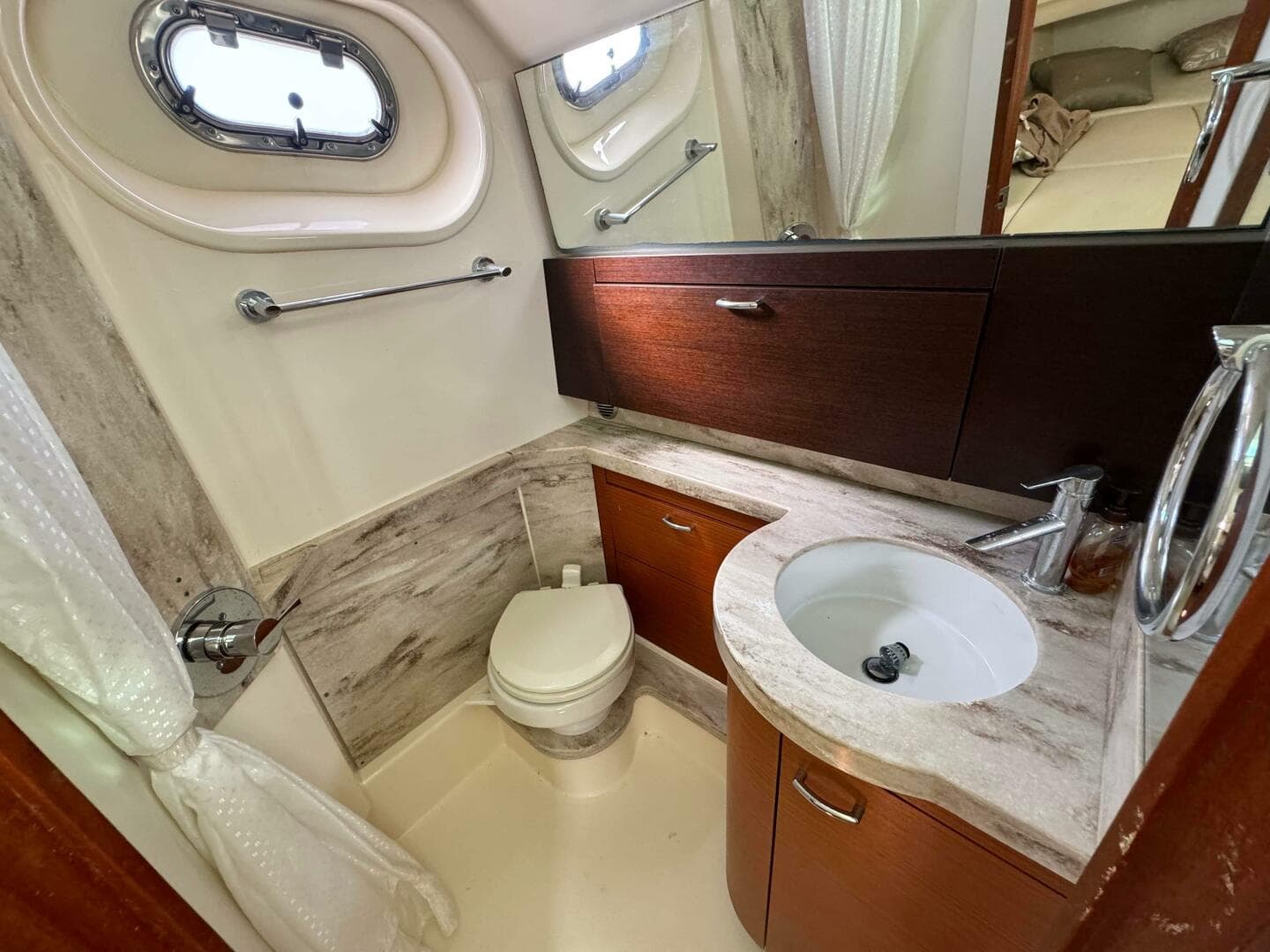 2017 Pursuit S 408 Sport — photo 26