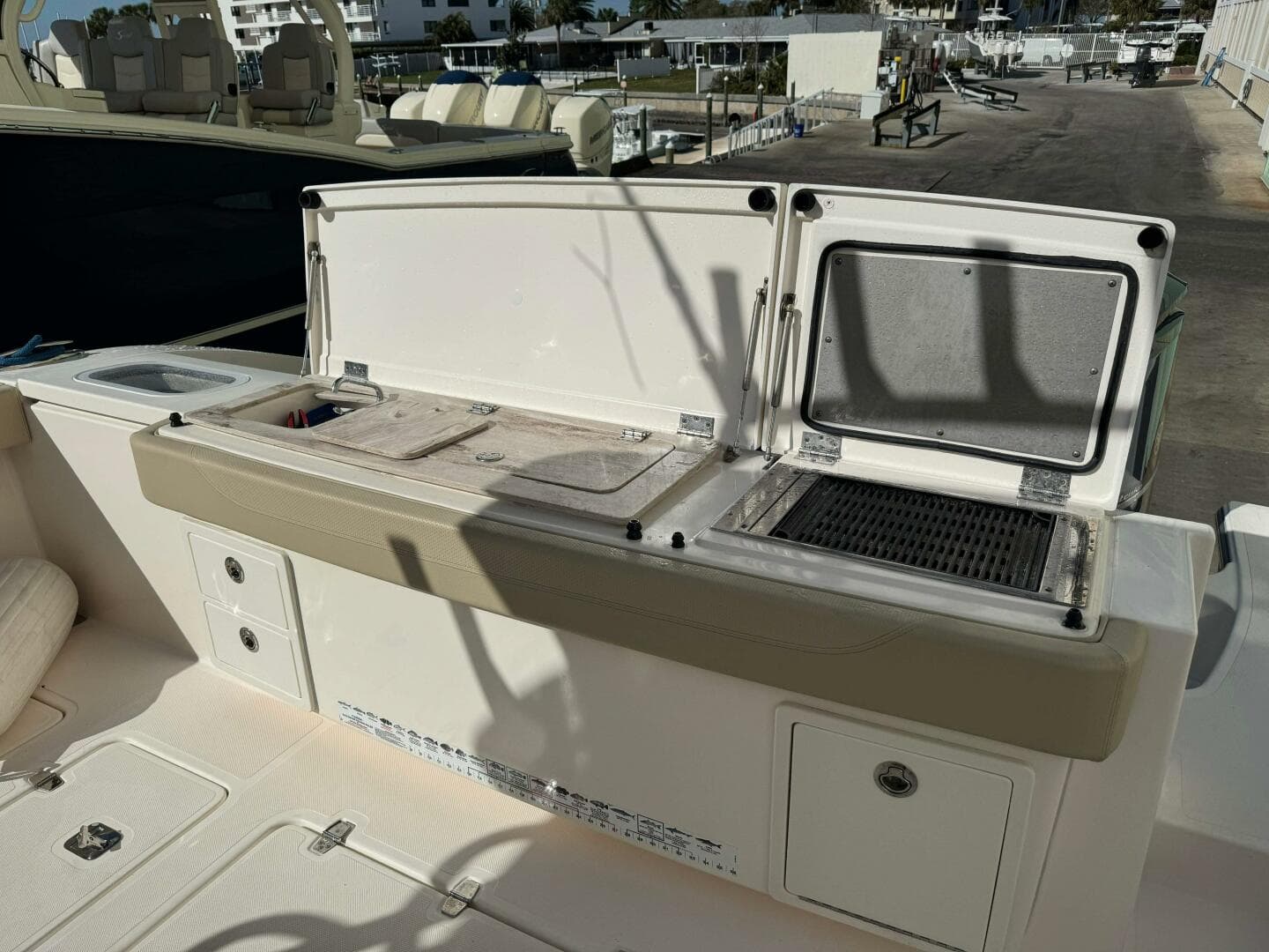 2017 Pursuit S 408 Sport — photo 47