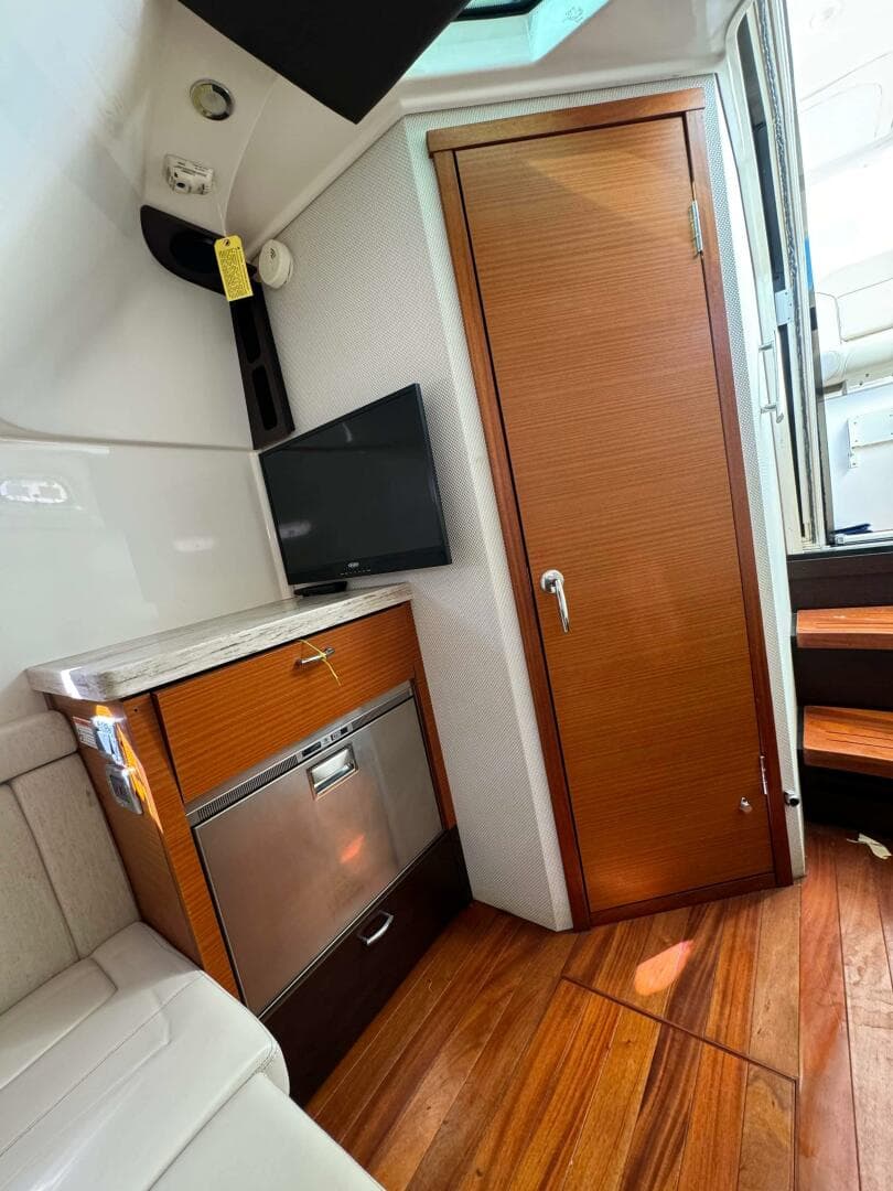 2017 Pursuit S 408 Sport — photo 19