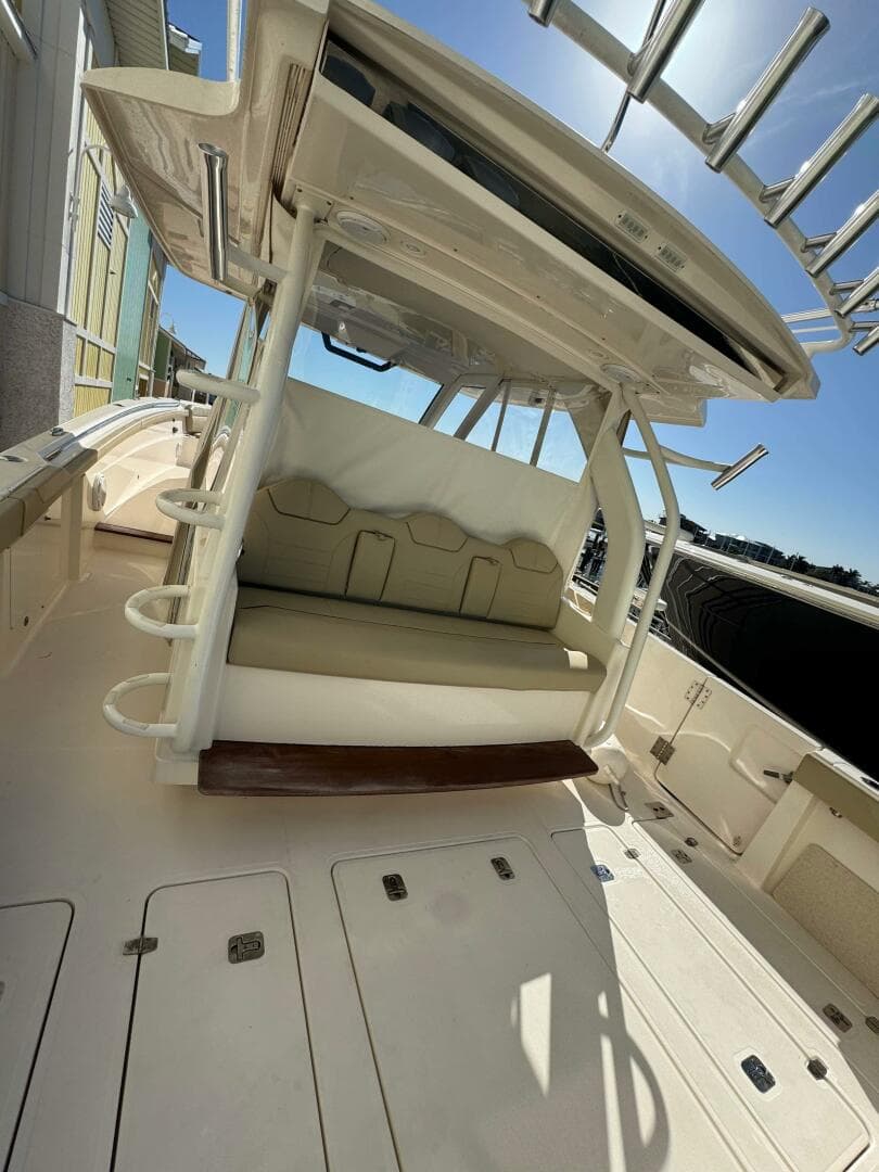 2017 Pursuit S 408 Sport — photo 46