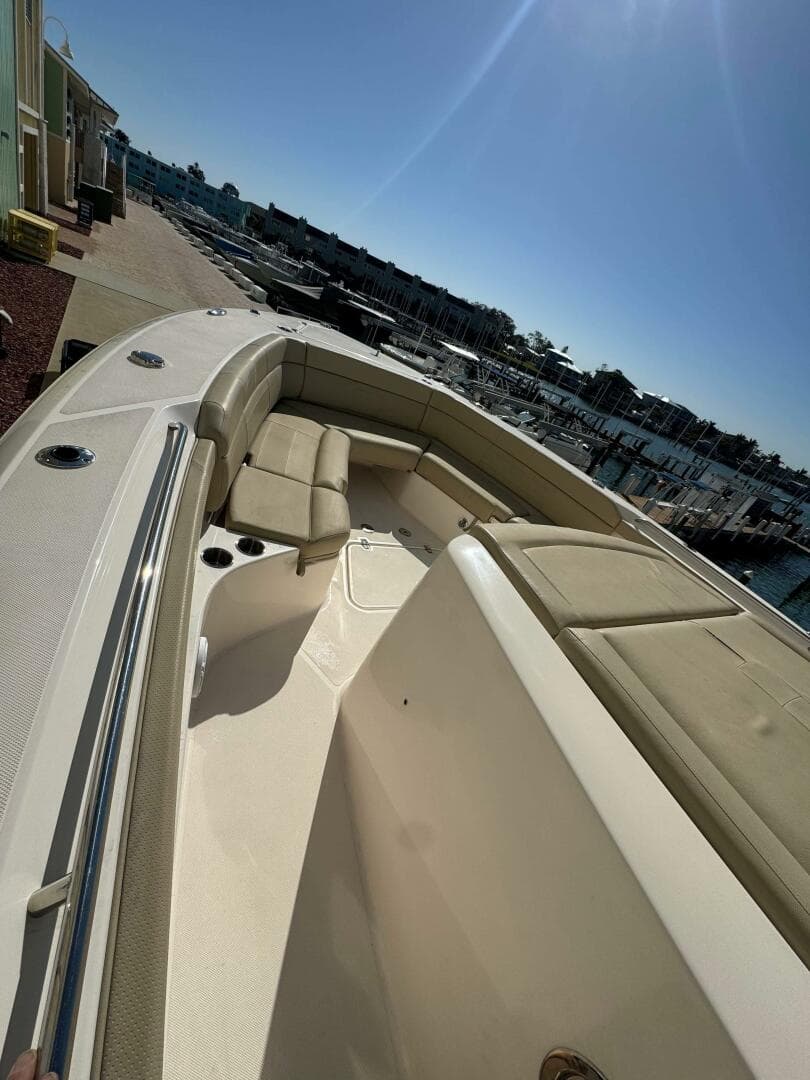 2017 Pursuit S 408 Sport — photo 40