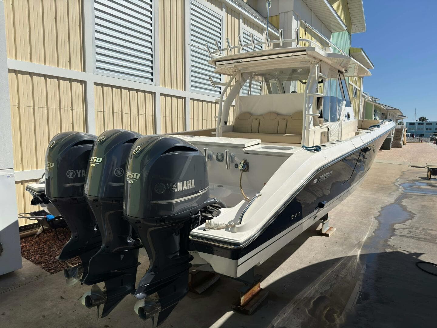 2017 Pursuit S 408 Sport — photo 69