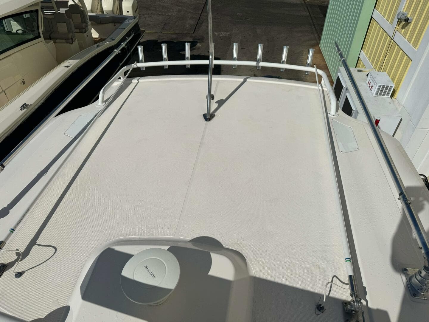 2017 Pursuit S 408 Sport — photo 35