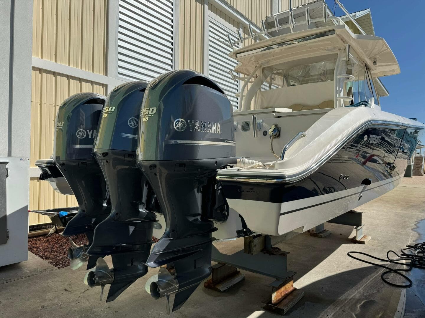 2017 Pursuit S 408 Sport — photo 16