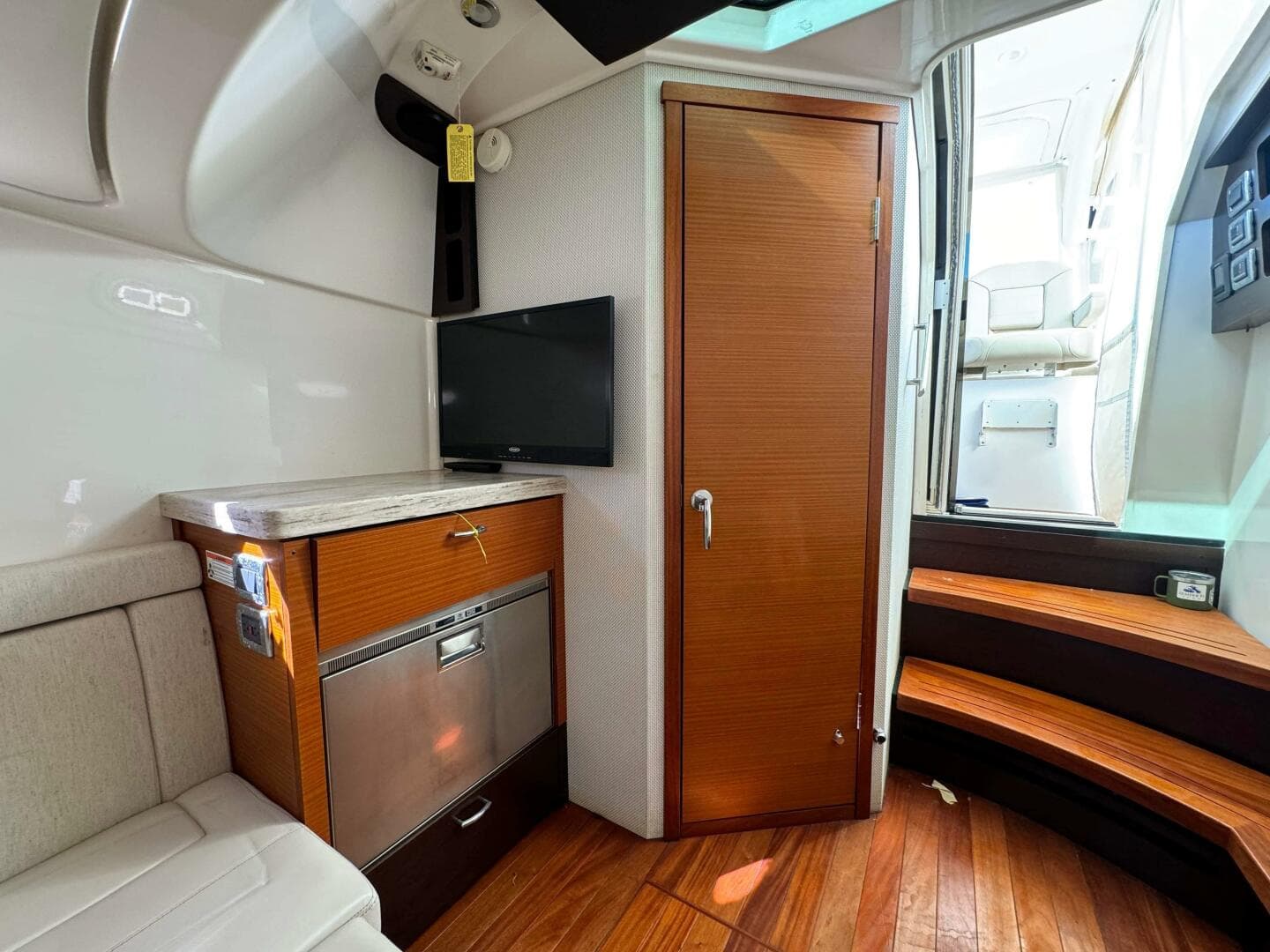 2017 Pursuit S 408 Sport — photo 20